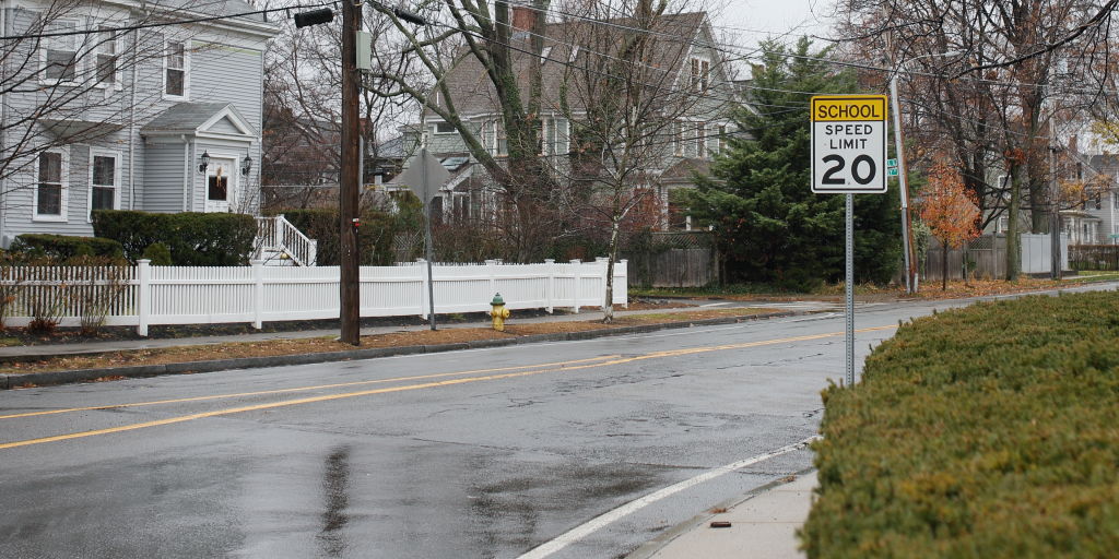 3 School Zone Traffic Signs and What They Mean